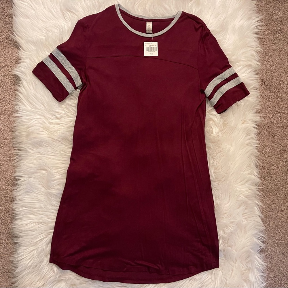 🔴SOLD🔴 Altar’d State Wine and Gray T-Shirt Dress